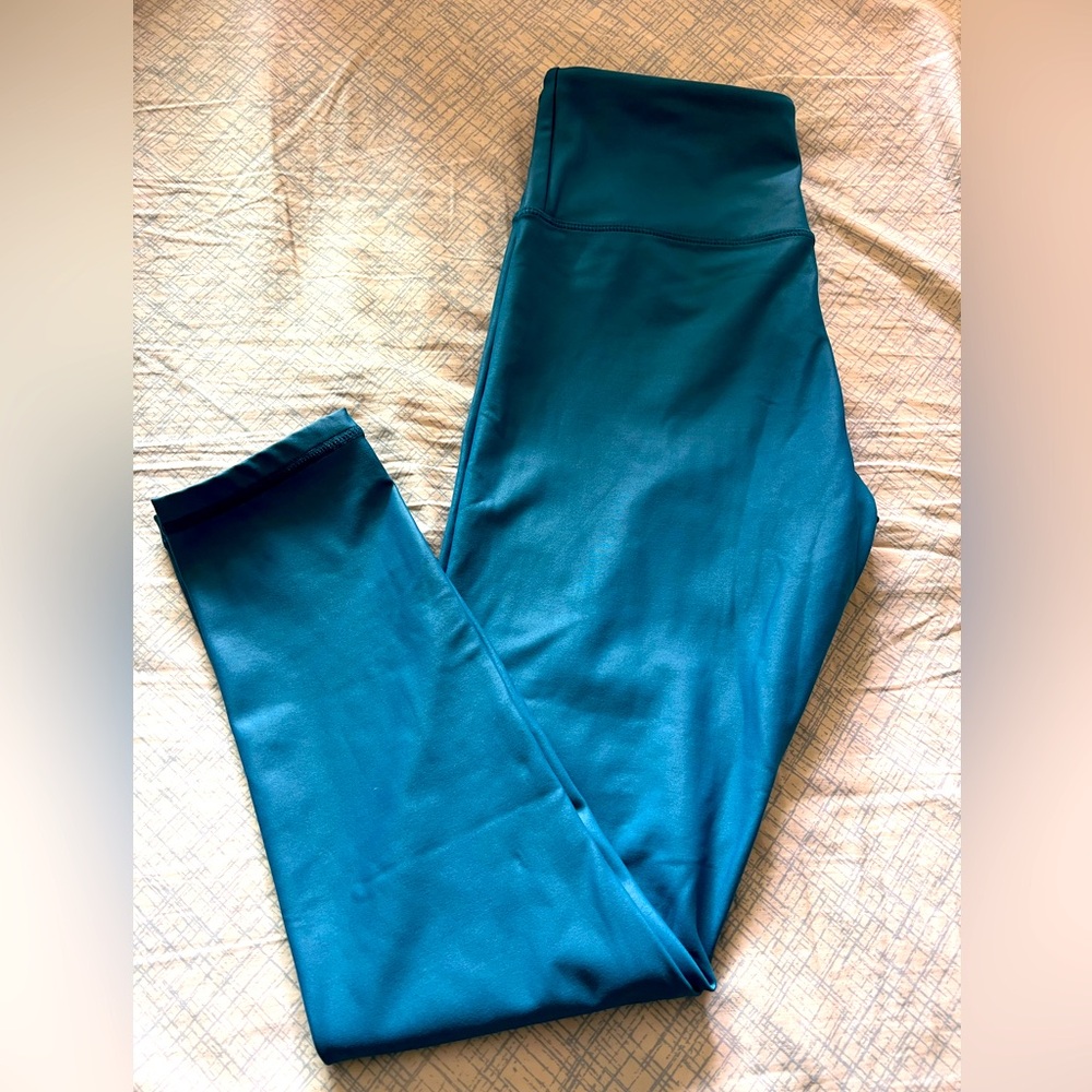 ZYIA Ocean Metallic LNT Leggings